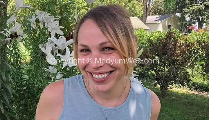 Çan Çandere Medyum Elanur